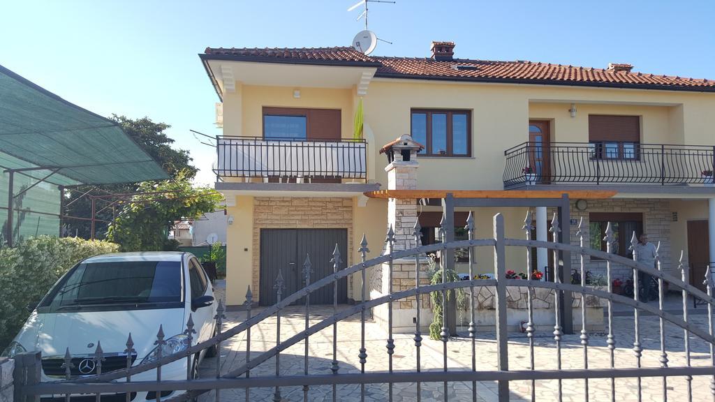Apartments & Studio Matan Rovinj Exterior foto