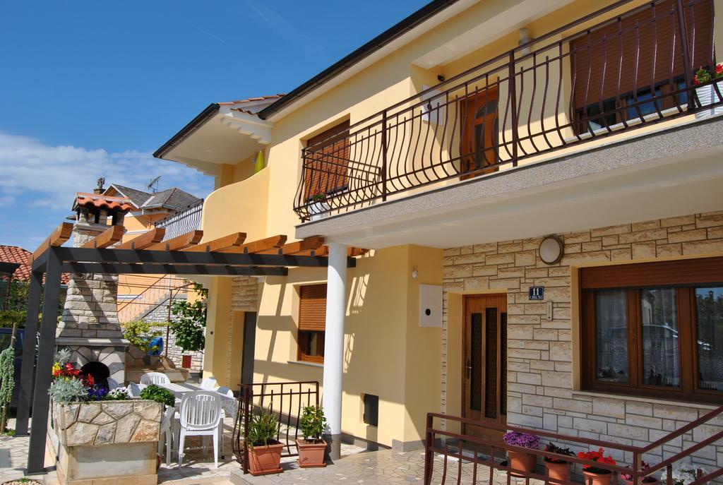 Apartments & Studio Matan Rovinj Exterior foto